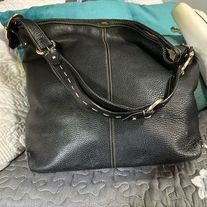 Liz Claiborne Black Shoulder Bag with Textured Leather